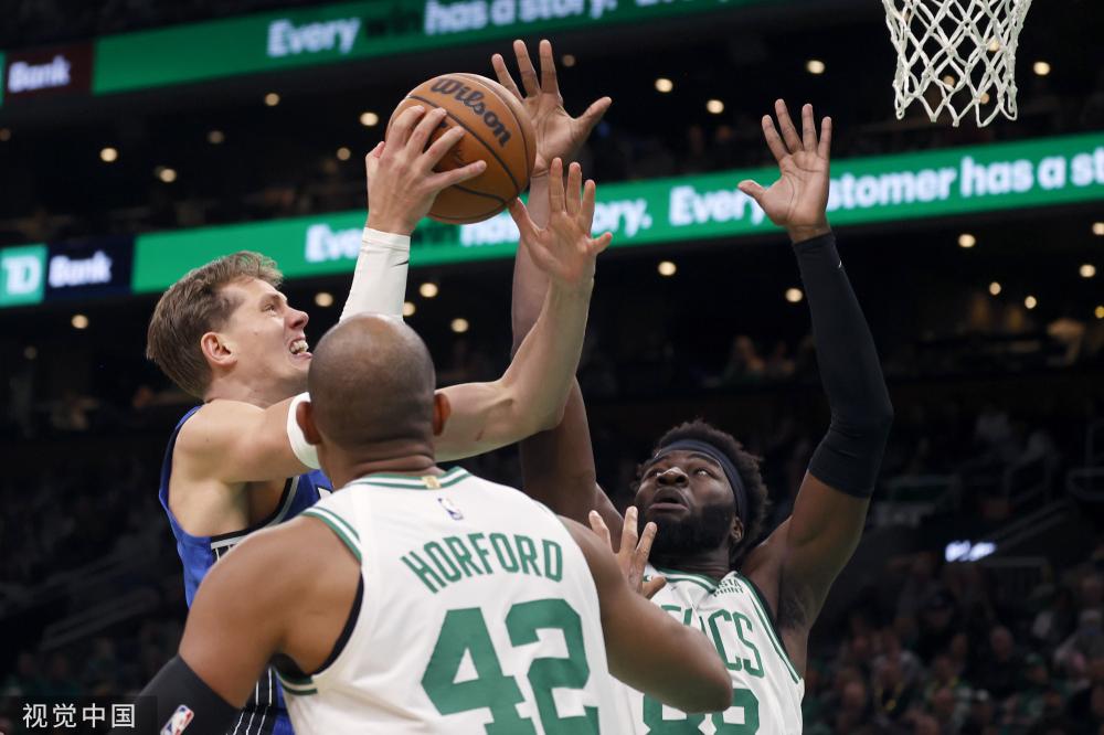 并不仅靠个 并不仅靠个