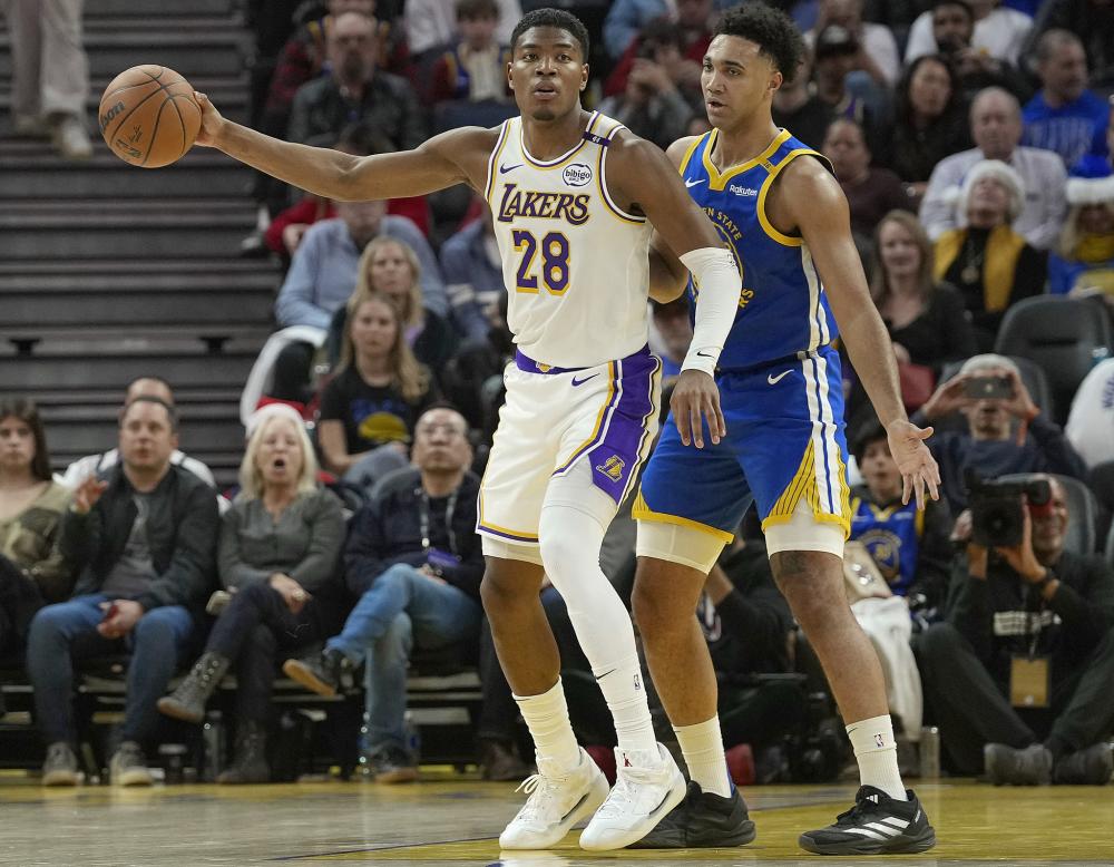 她首次首发 她首次首发