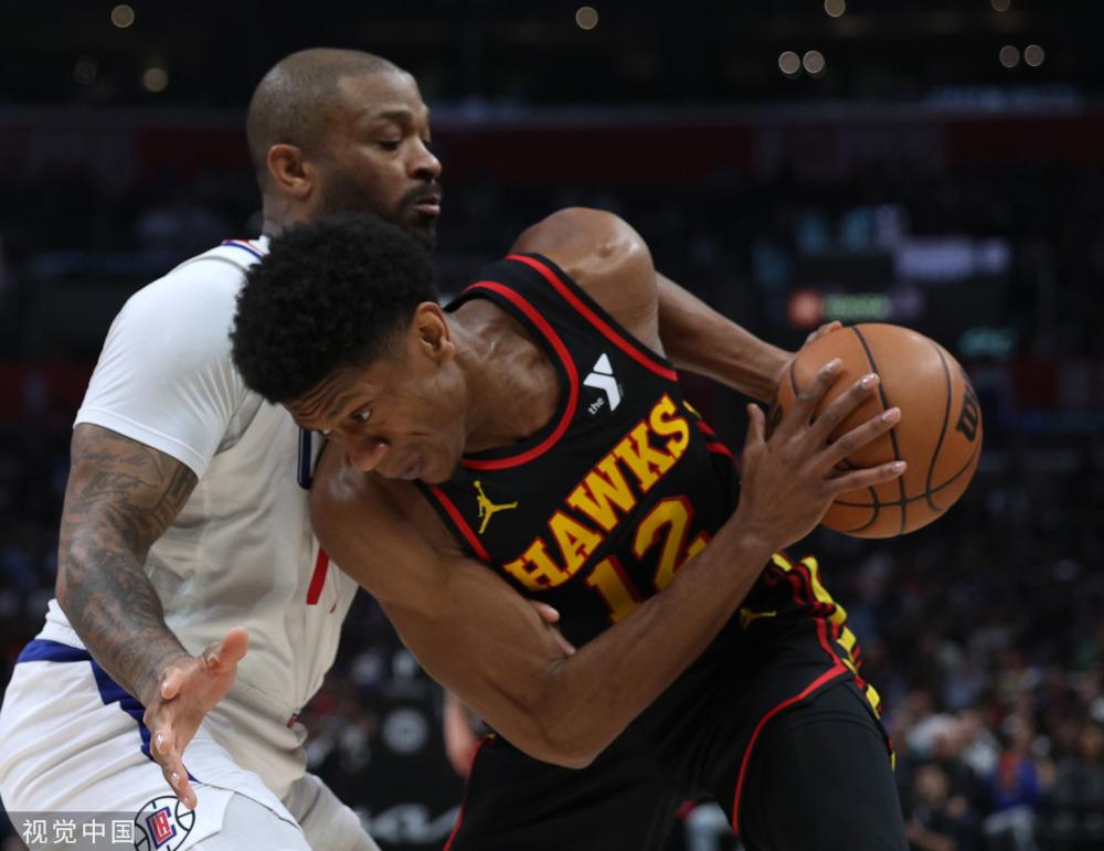 素以坚固的 素以坚固的